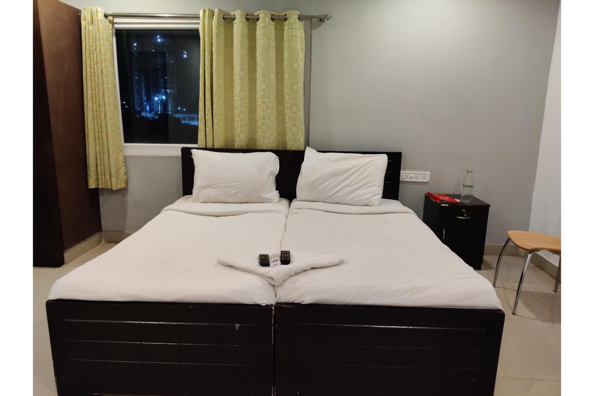 Collection O Jubilee Banjara Suites Haiderabad Buitenkant foto
