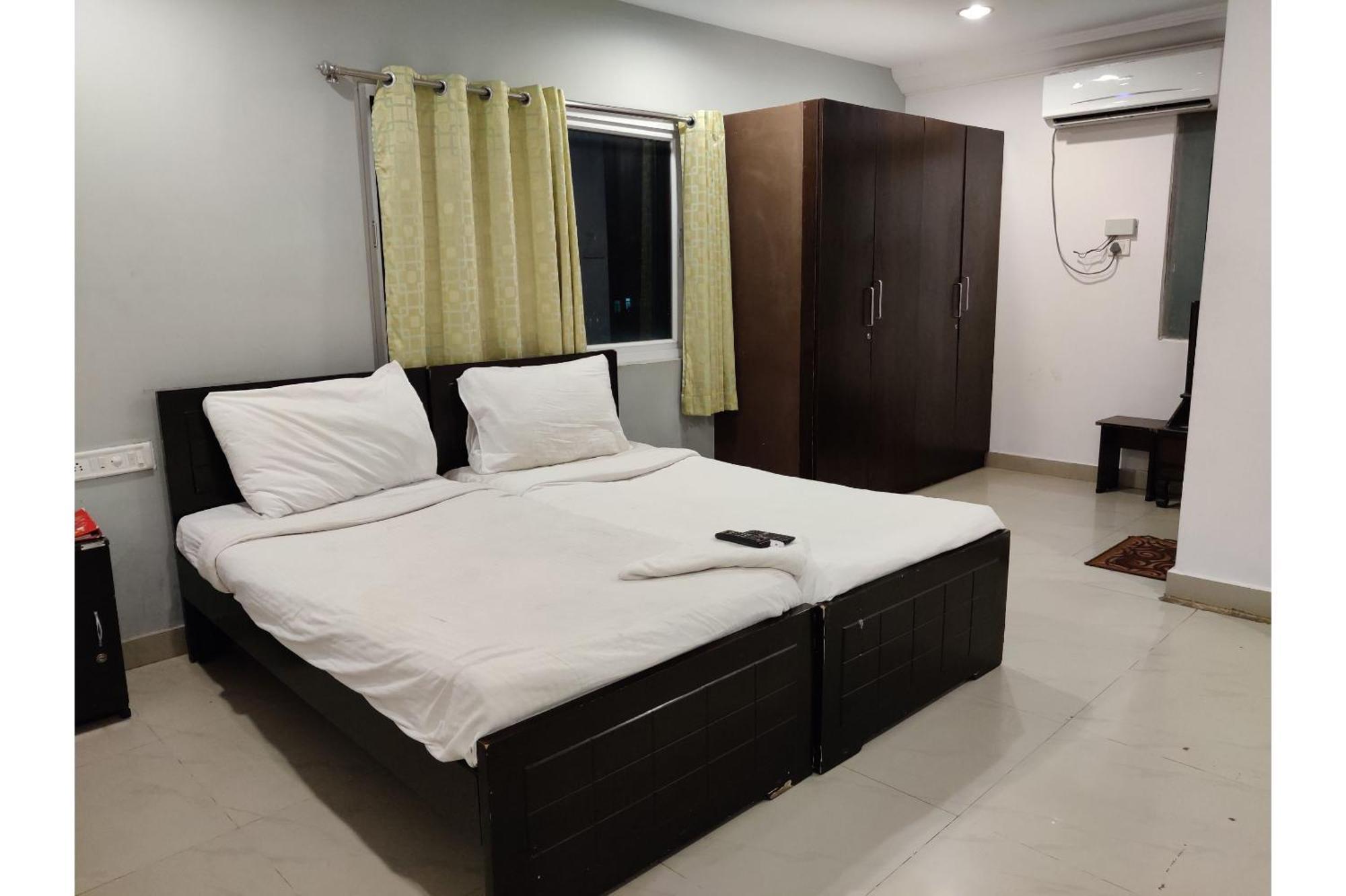 Collection O Jubilee Banjara Suites Haiderabad Buitenkant foto