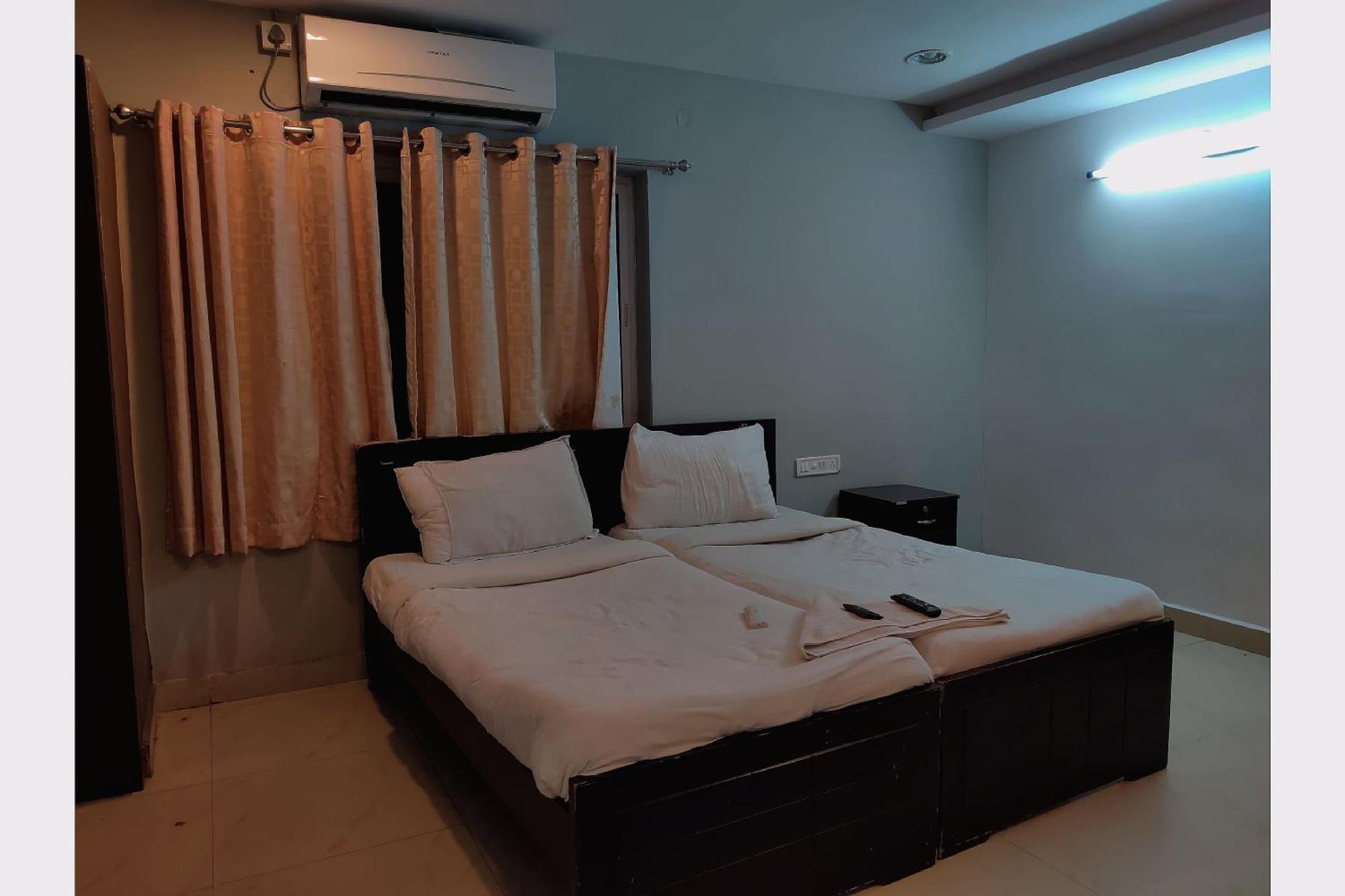 Collection O Jubilee Banjara Suites Haiderabad Buitenkant foto