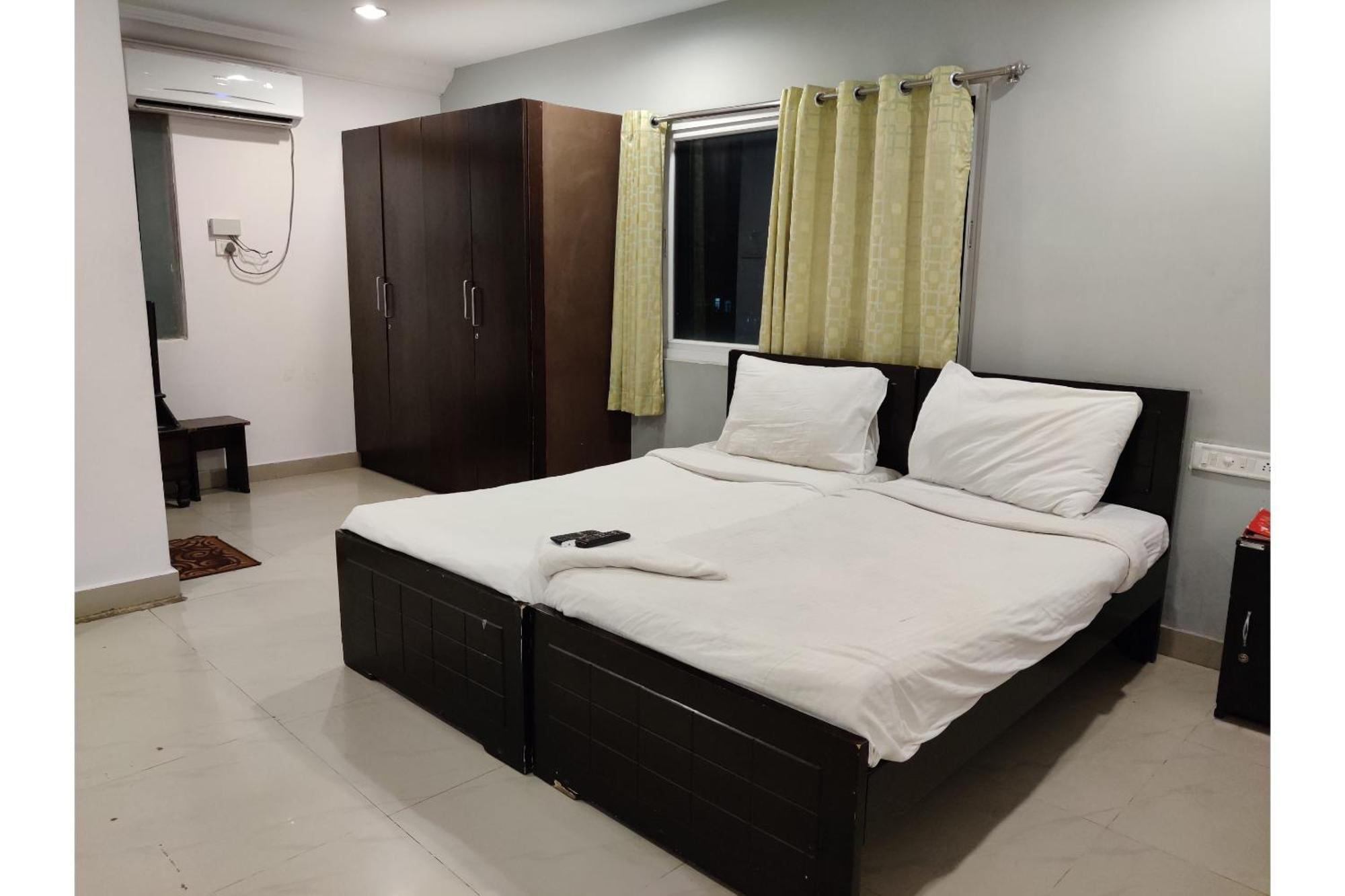 Collection O Jubilee Banjara Suites Haiderabad Buitenkant foto