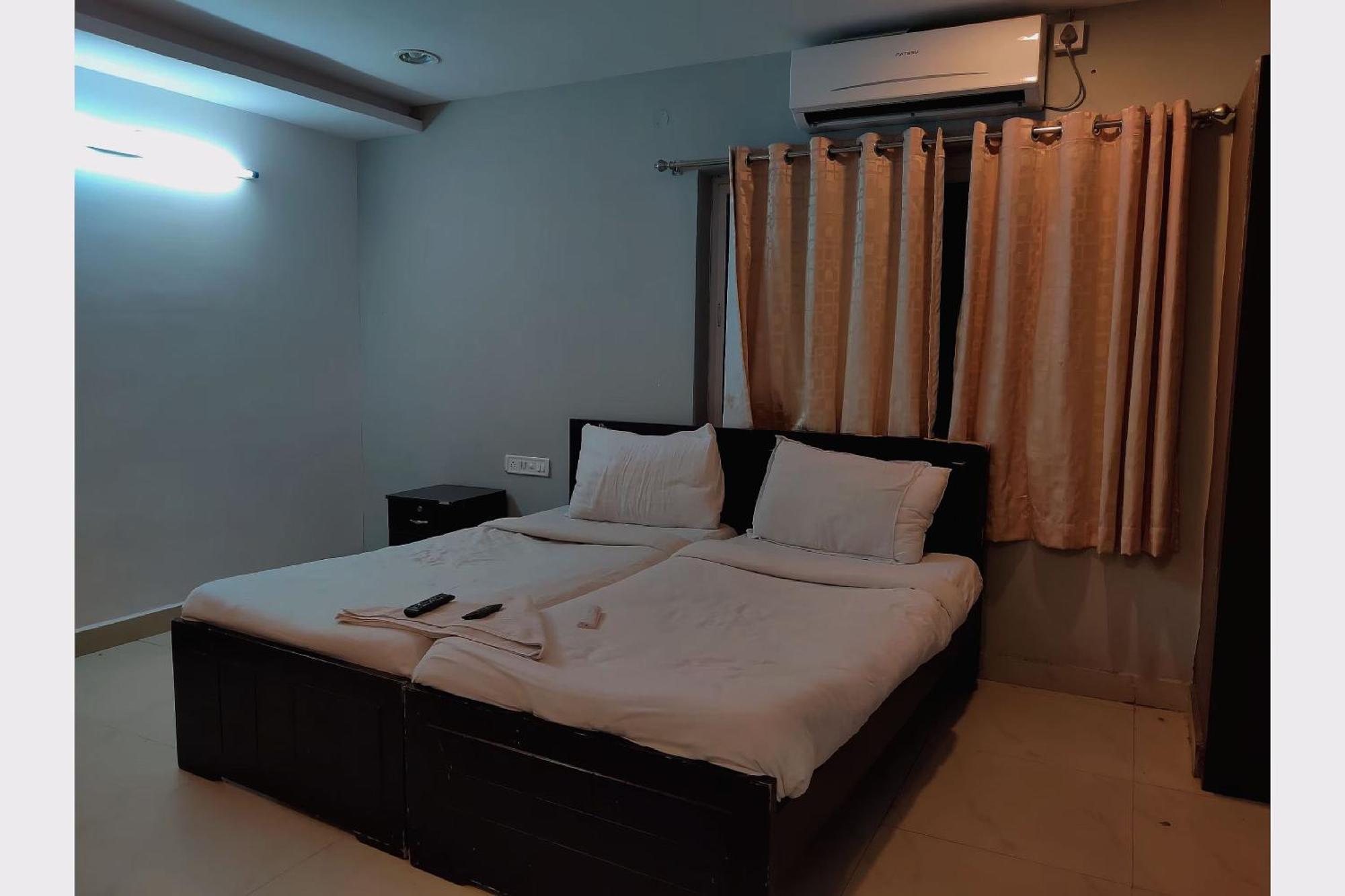 Collection O Jubilee Banjara Suites Haiderabad Buitenkant foto